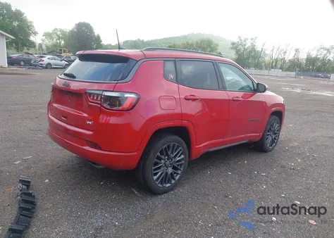 2022 Jeep Compass (Red) Edition 4X4 from USA, damaged, VIN 3C4NJDCB9NT136225
